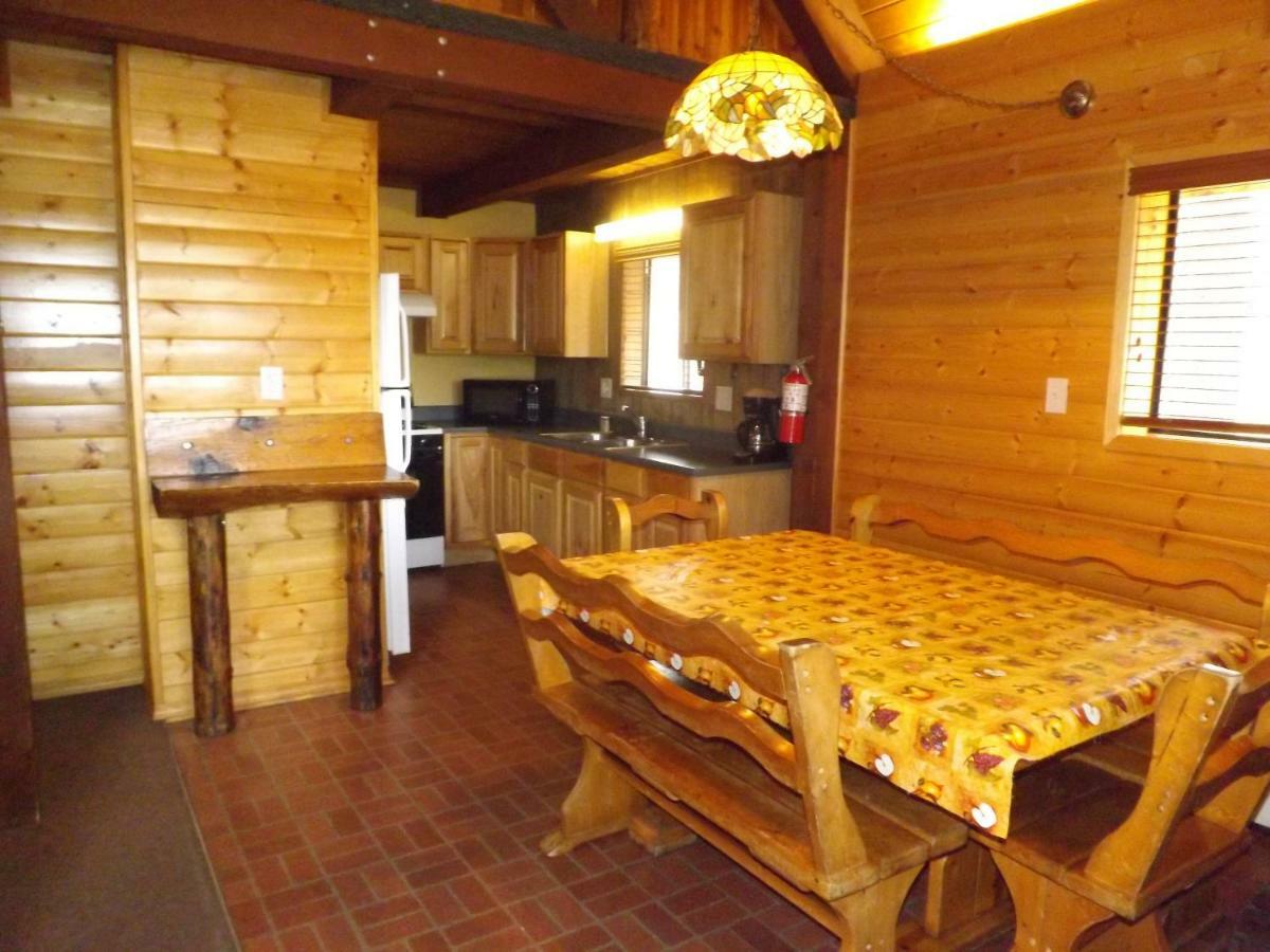 Arizona Mountain Inn & Cabins Flagstaff Exterior photo